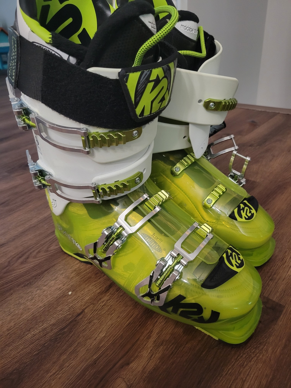 K2 Spyne 110 Lime Green Ski Boots - Mens Size 28.5 Fits Mens 10.5-11